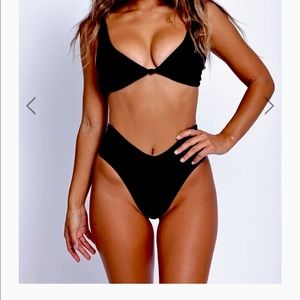 BLACK Skatie Bikini Bottom - Melly